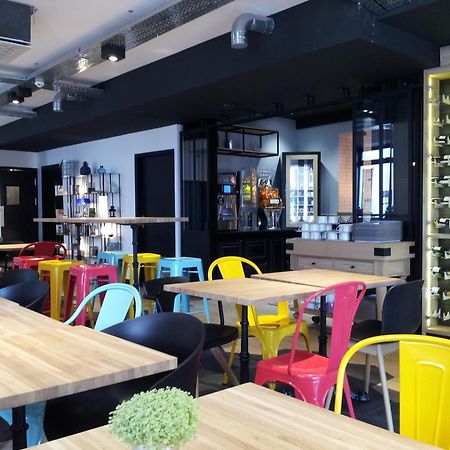 Ibis Styles Dinan Centre Ville Bagian luar foto