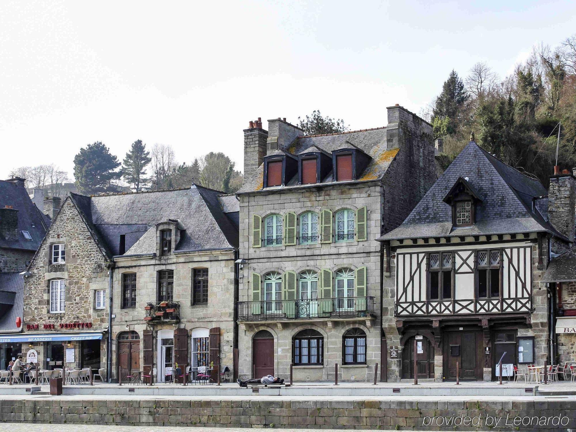 Ibis Styles Dinan Centre Ville Bagian luar foto
