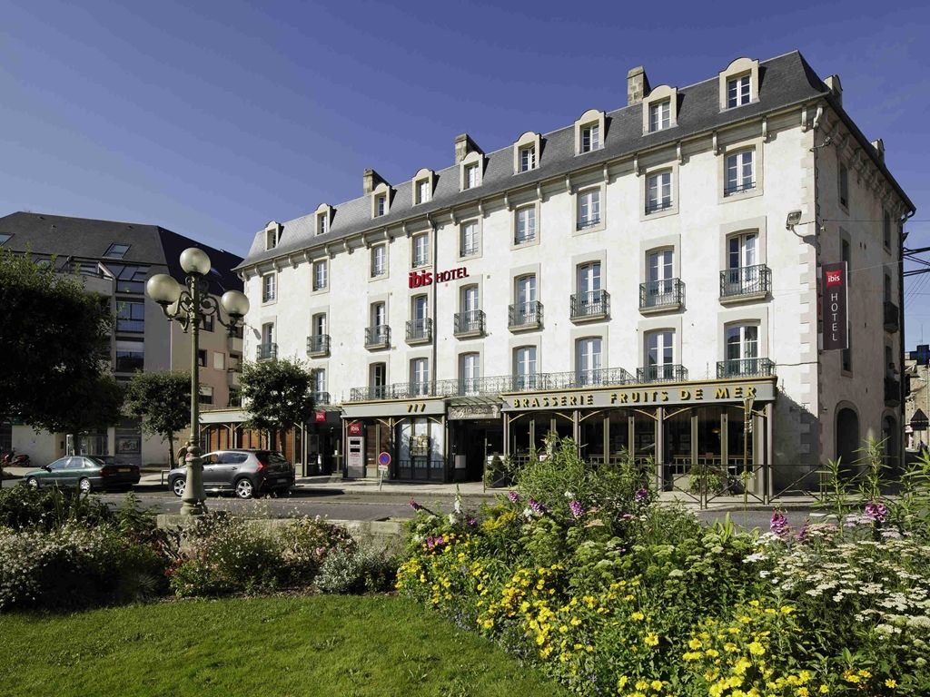Ibis Styles Dinan Centre Ville Bagian luar foto