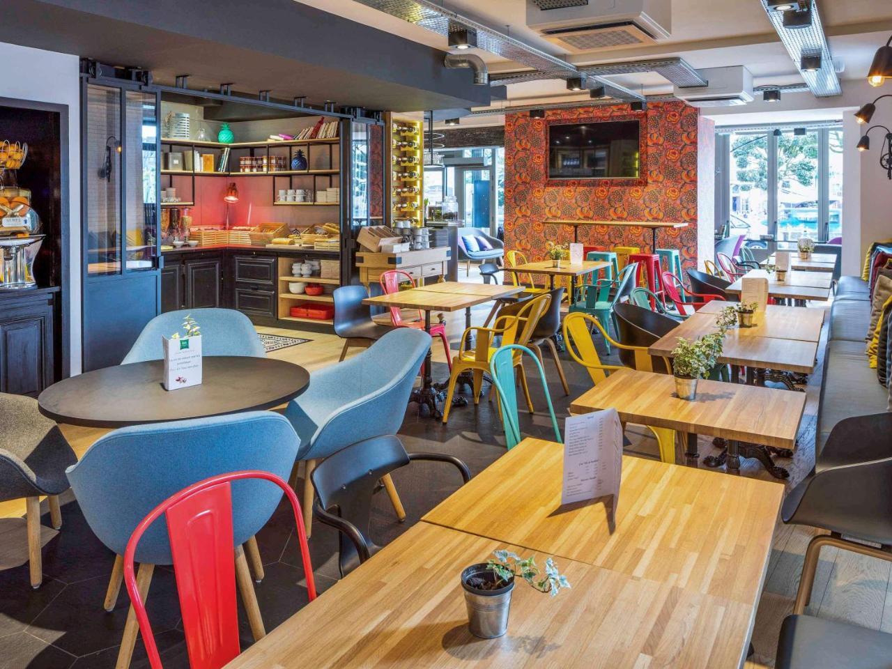 Ibis Styles Dinan Centre Ville Bagian luar foto