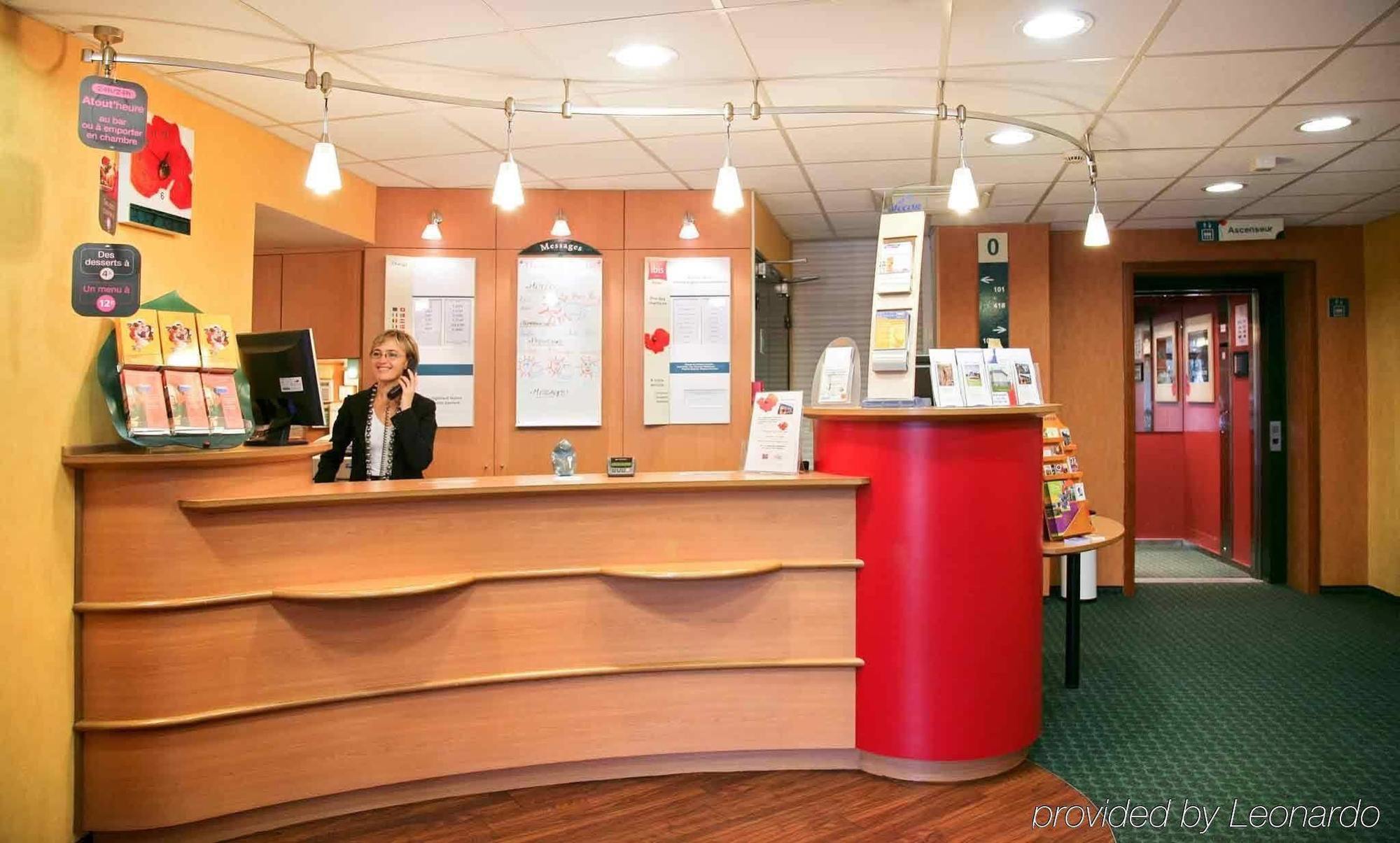 Ibis Styles Dinan Centre Ville Bagian luar foto